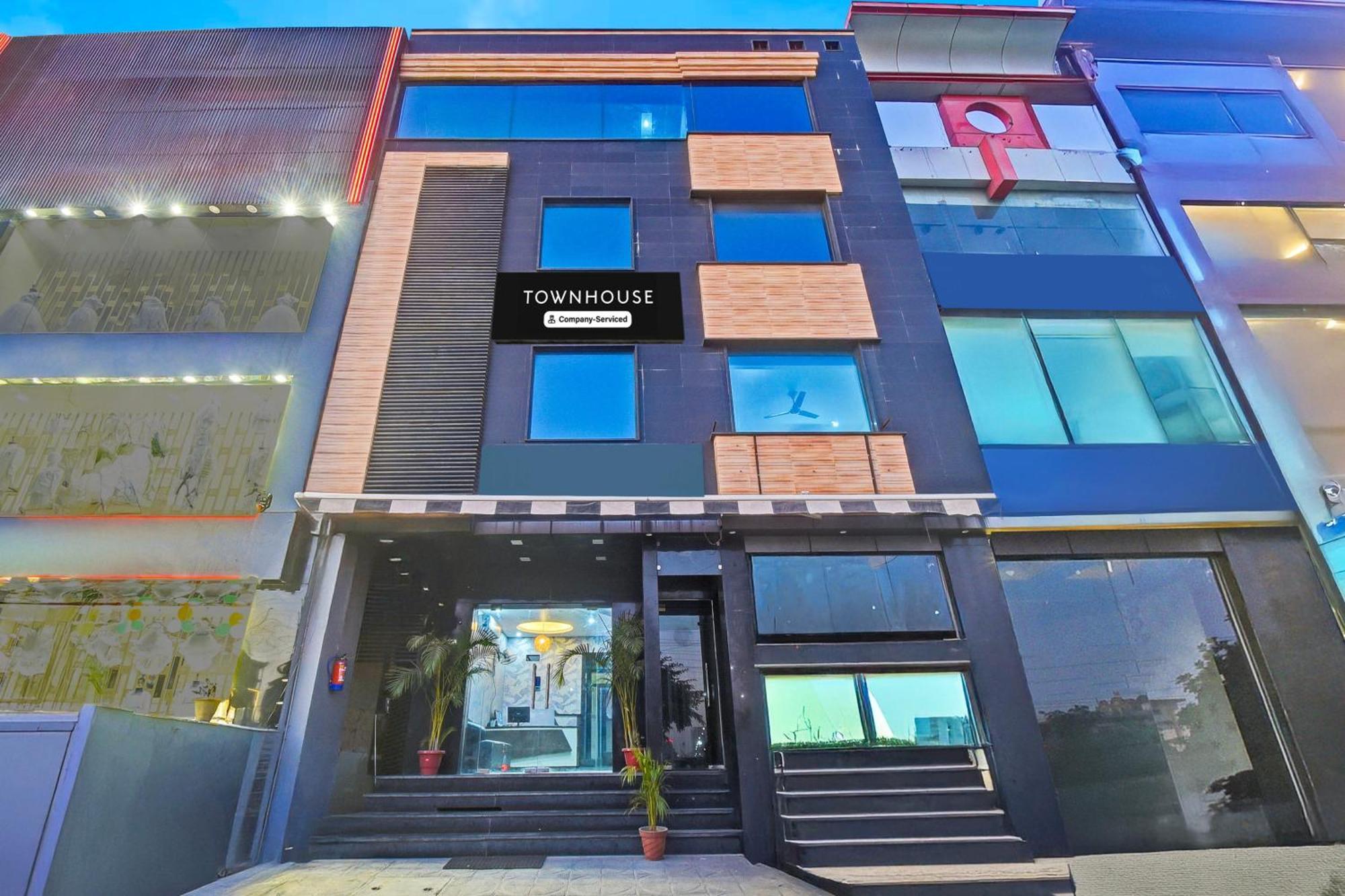 Super Townhouse Amrapali Circle Formerly Hotel Aqua Jaipur Ngoại thất bức ảnh