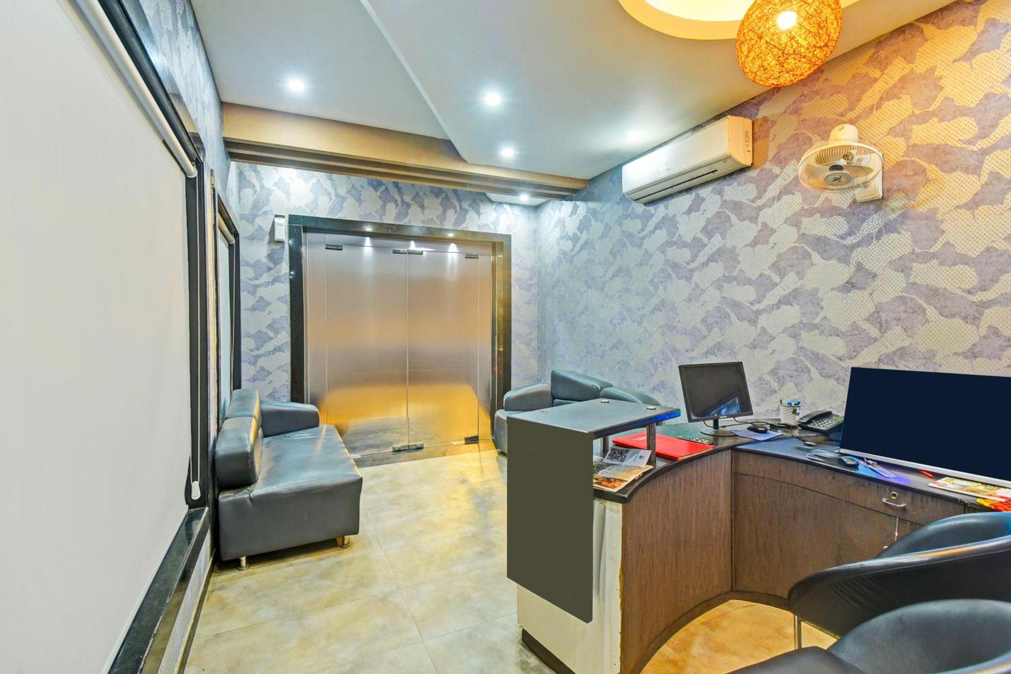 Super Townhouse Amrapali Circle Formerly Hotel Aqua Jaipur Ngoại thất bức ảnh