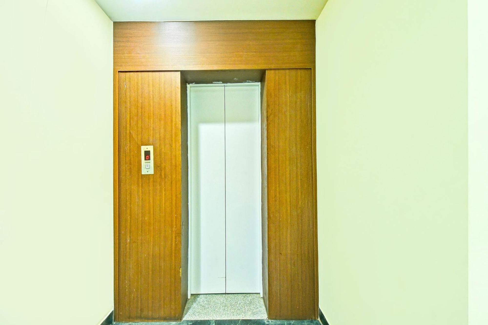 Super Townhouse Amrapali Circle Formerly Hotel Aqua Jaipur Ngoại thất bức ảnh